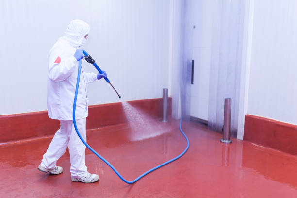 Best Animal Enclosure Cleaning  in Bridge City, LA